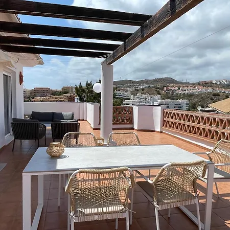Apartment Penthouse With Exceptionel View, Miraflores Malaga