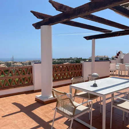 Penthouse With Exceptionel View, Miraflores * Málaga