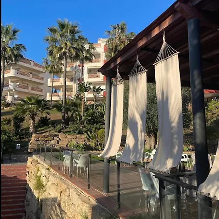 Penthouse With Exceptionel View, Miraflores * Málaga