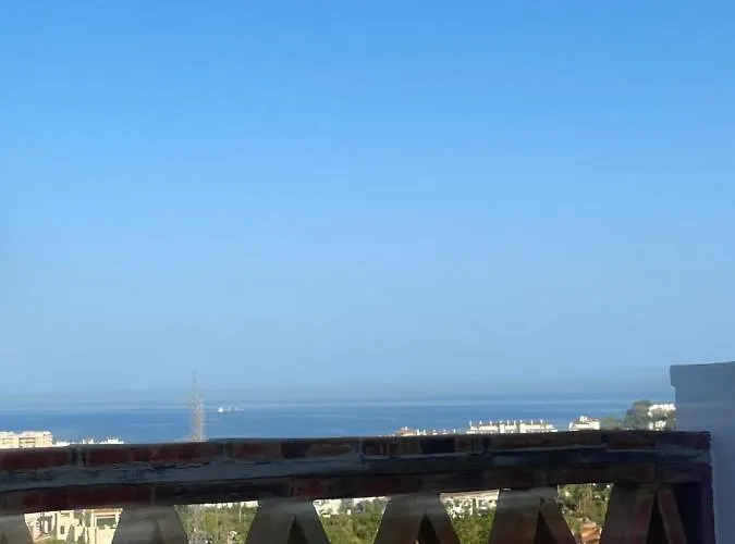 Penthouse With Exceptionel View, Miraflores Málaga