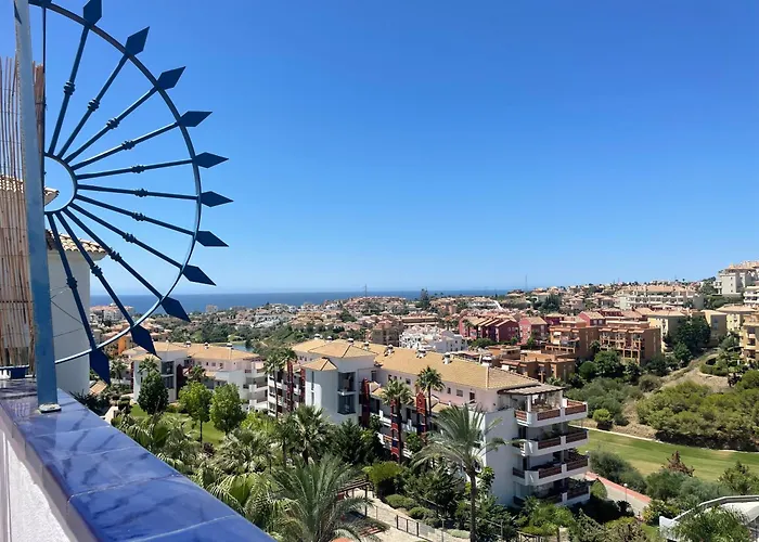 Penthouse With Exceptionel View, Miraflores Apartamento Málaga